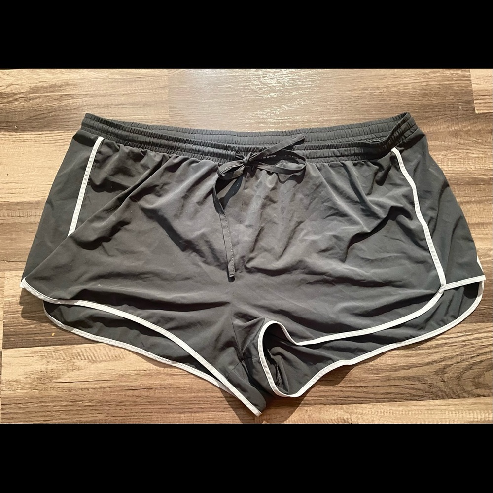Aerie athletic shorts in grey size XL